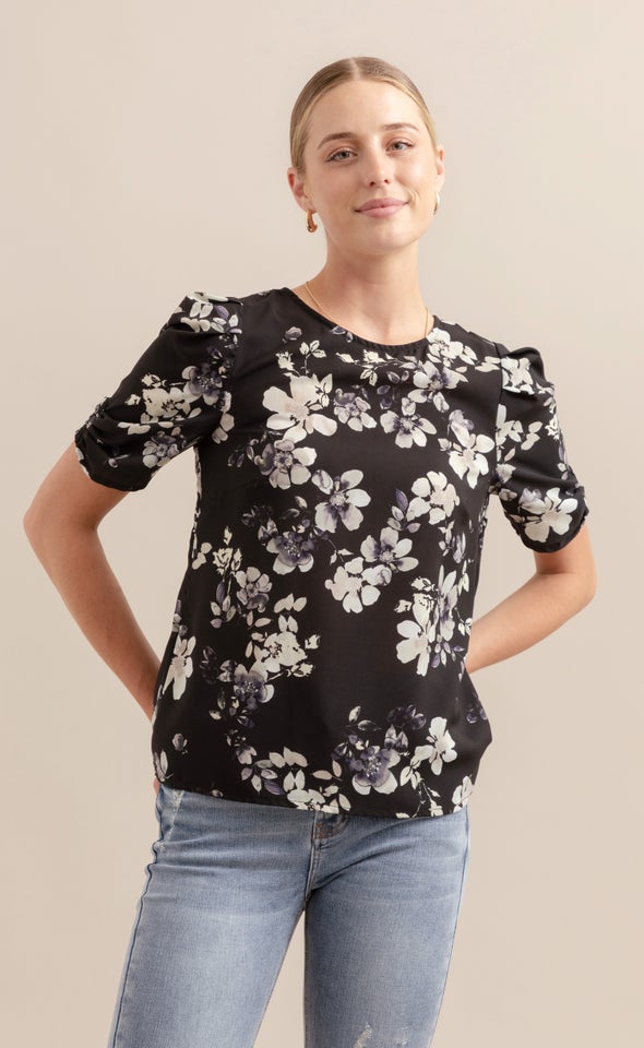 CDC Button Sleeve Detail Tee Black/floral