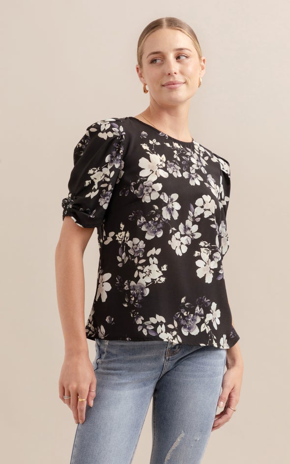 CDC Button Sleeve Detail Tee Black/floral