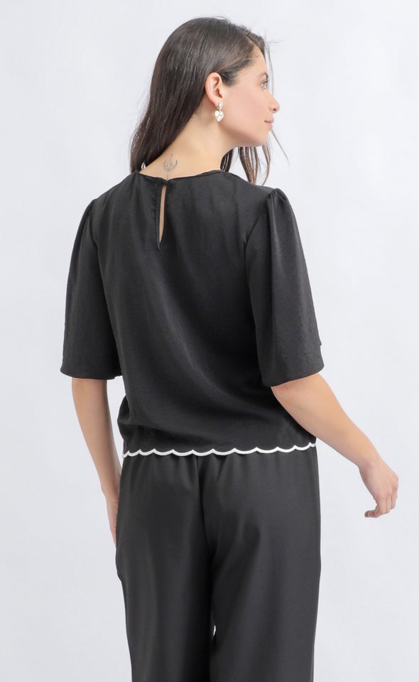 CDC Contrast Scallop Hem Top Black/black