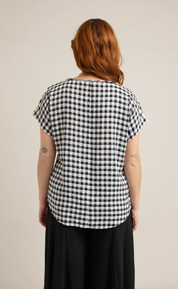 CDC Cuff Detail Tee Black/white