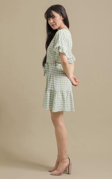 Shop our CDC Gingham T-Shirt Dress in Cream/apple | Pagani