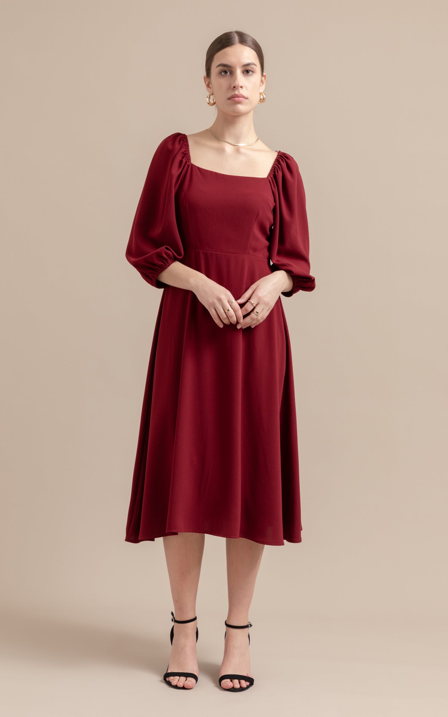 ワンピース bocheron PeachskinSquare-Neck Midi Dress Joseph Ribkoff V-Neck Pleated Midi Dress Style 241013 | 1ère