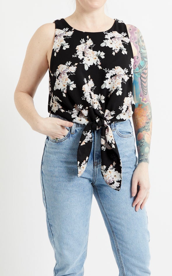 CDC Tie Front Shell Top Black/floral