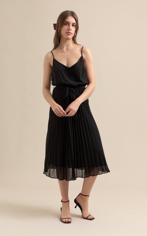 Chiffon Strappy Pleated Dress Black