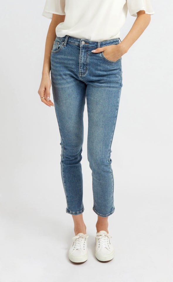 Classic Straight Leg Jeans | Pagani