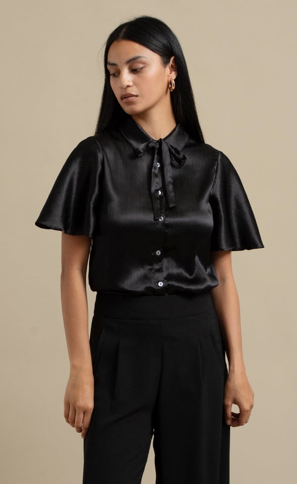 Crinkle Chiffon Flutter Sleeve Shirt Black