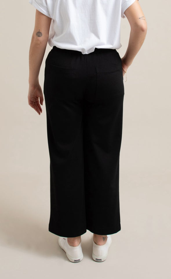 Cropped Knit Pant Black