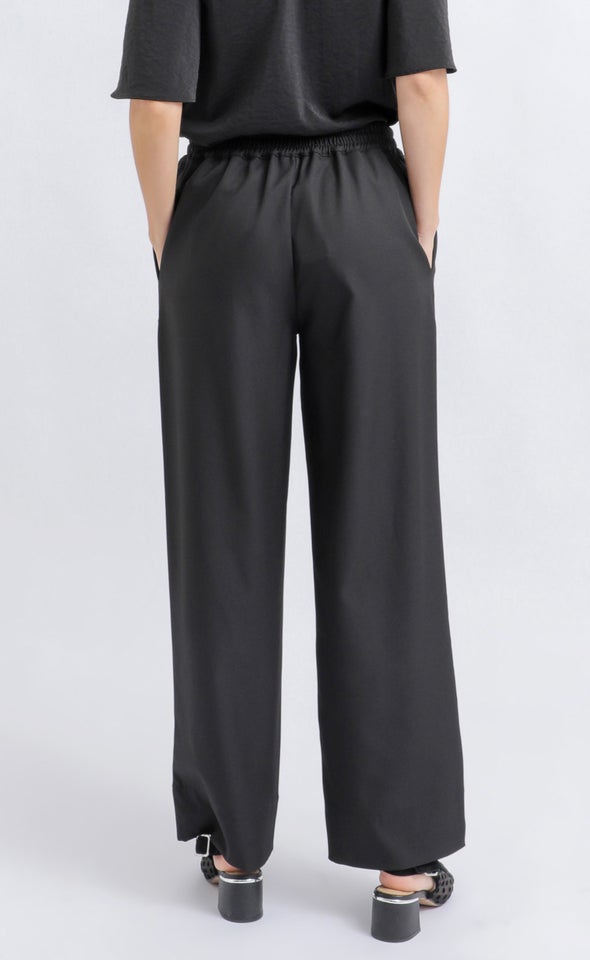 Flat Front Wide Leg Pant Black