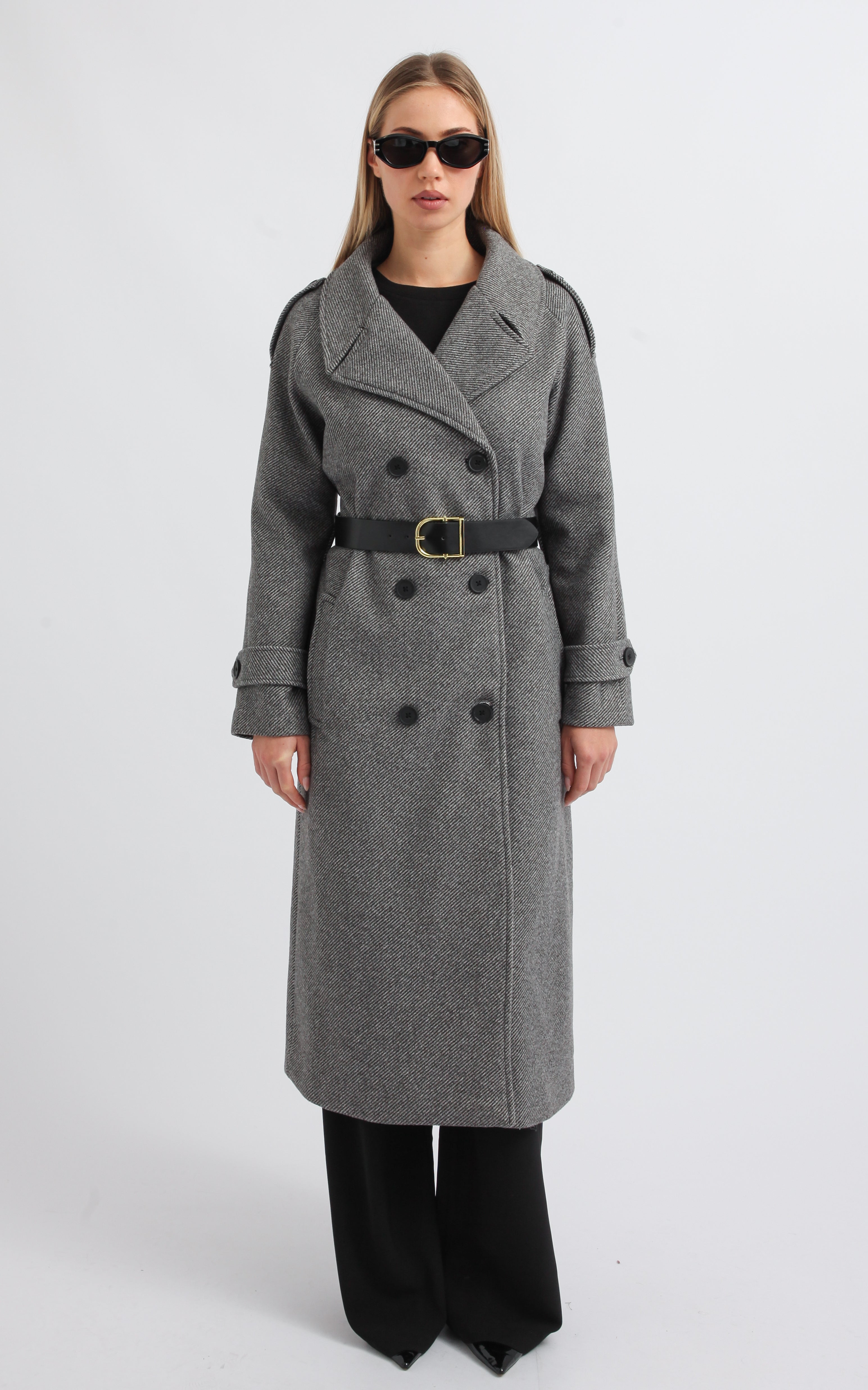 Shop our Gold Link Belt Coat in Camel | Pagani