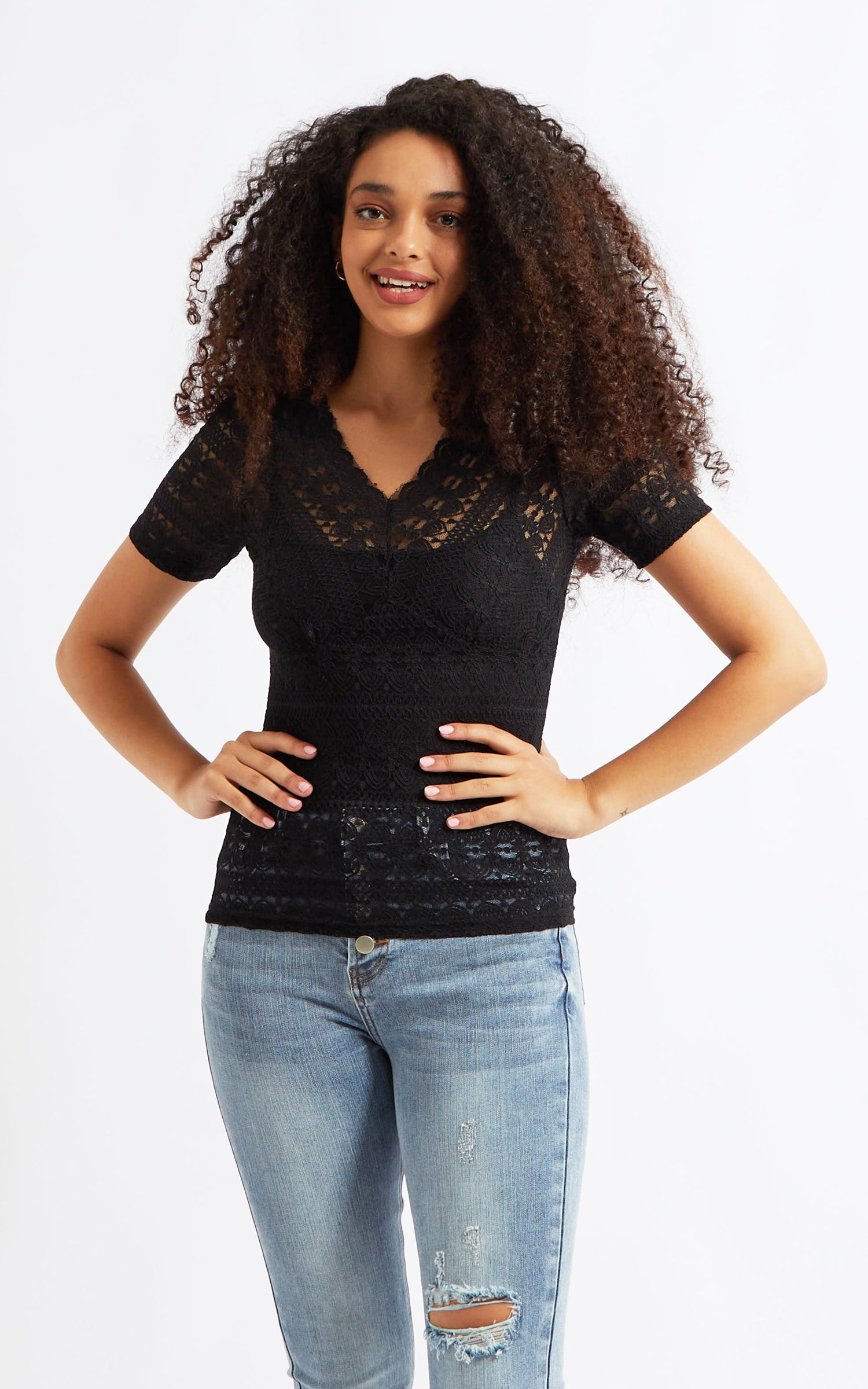 Lace Scallop Trim Short Sleeve Top | Pagani