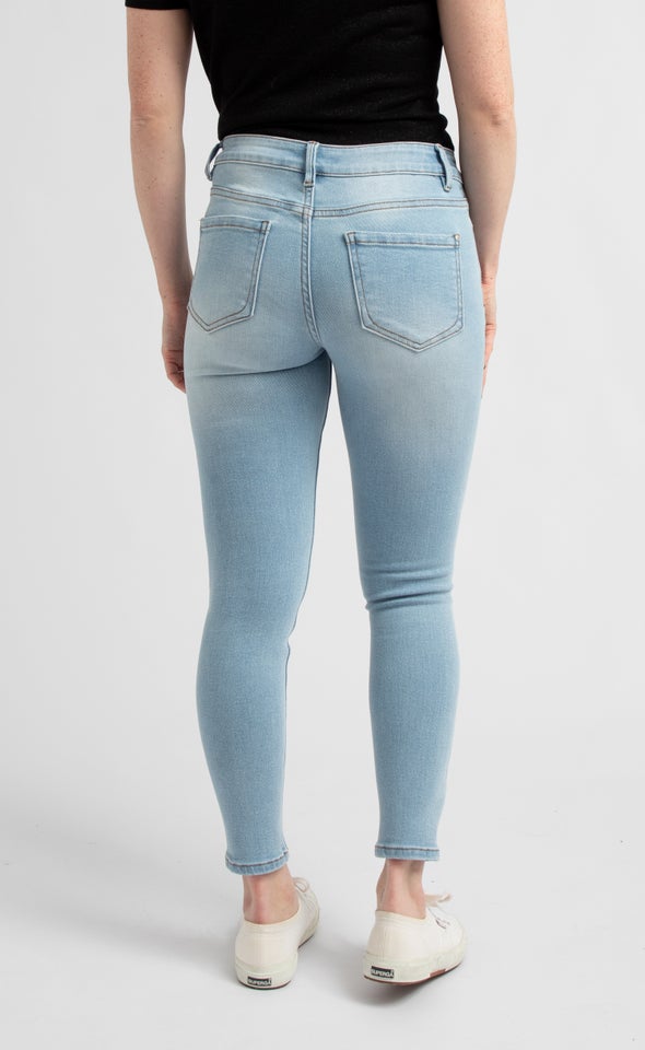 Light Wash Skinnys Light Blue