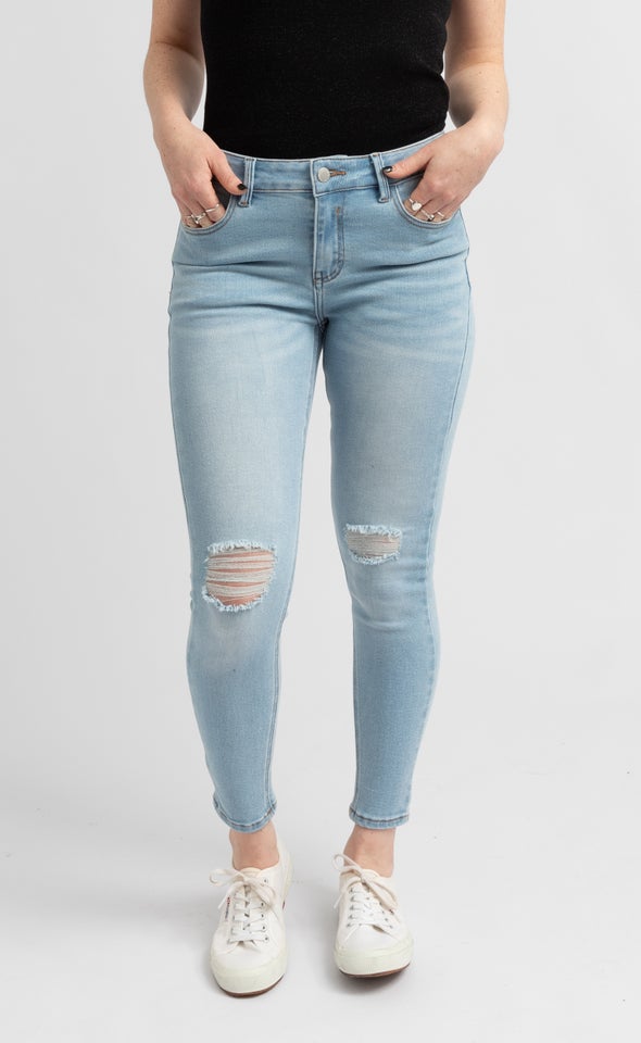 Light Wash Skinnys Light Blue