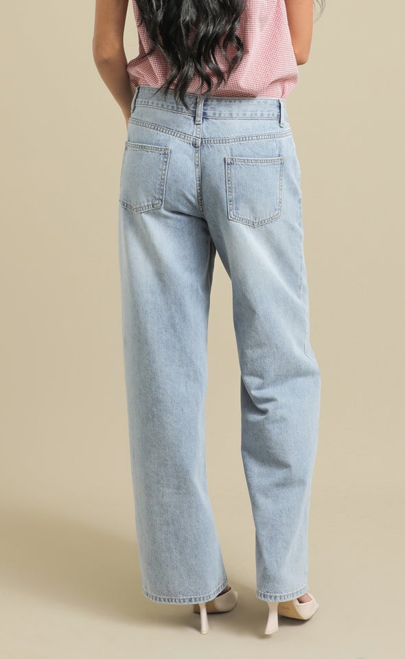 Low Rise Relaxed Jean Mid Blue