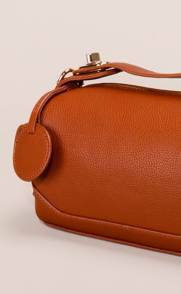 Oblong Tote Bag Tan