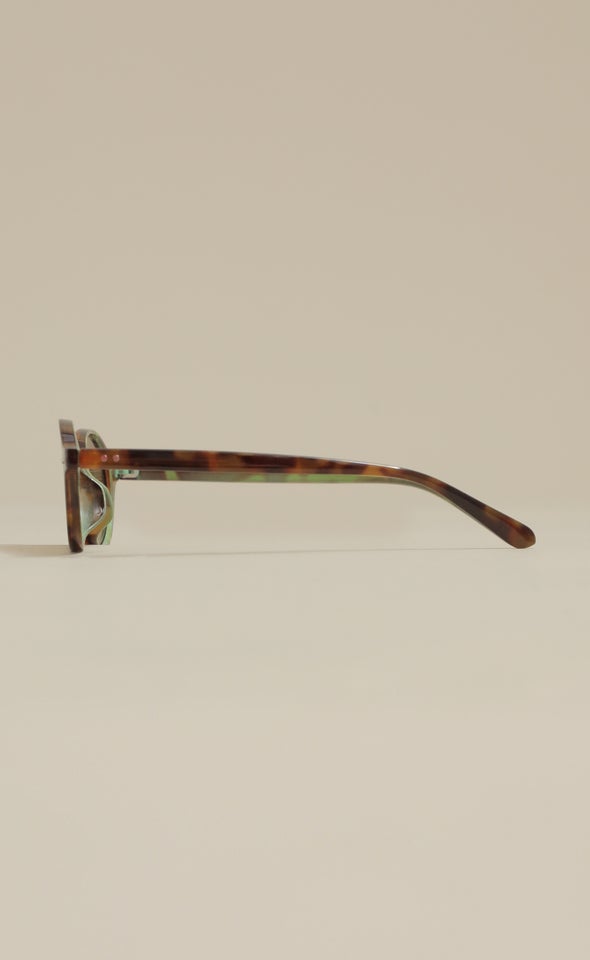 Oval Sunglasses Tortoiseshell