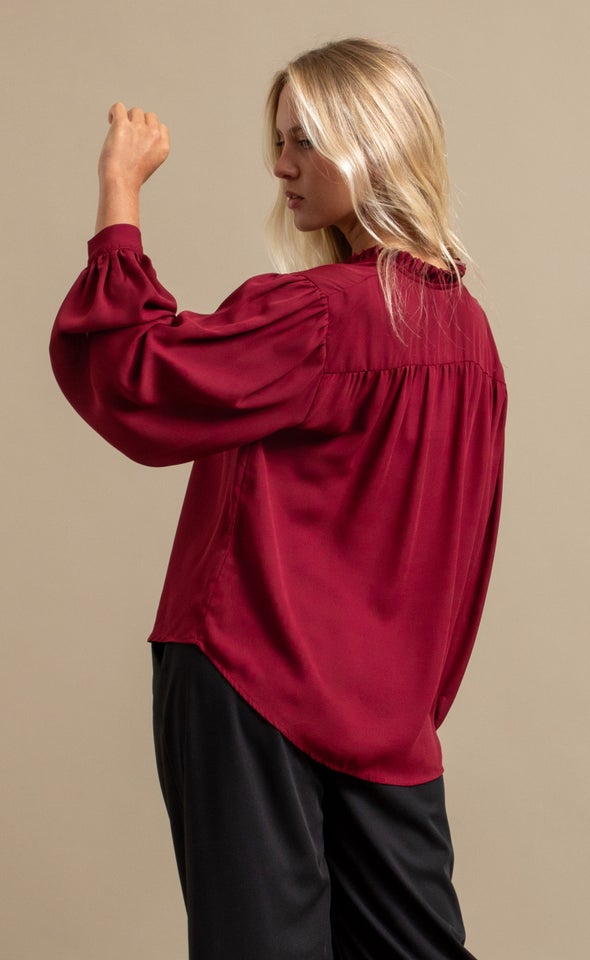 Plain CDC Ruffle Collar Shirt Aubergine