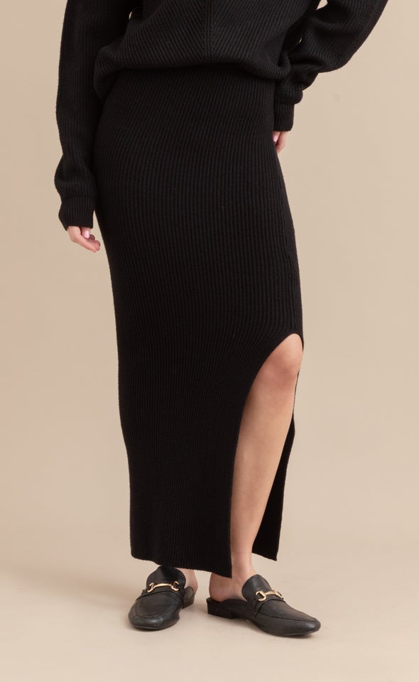 Ribbed Midi Skirt with Split Black