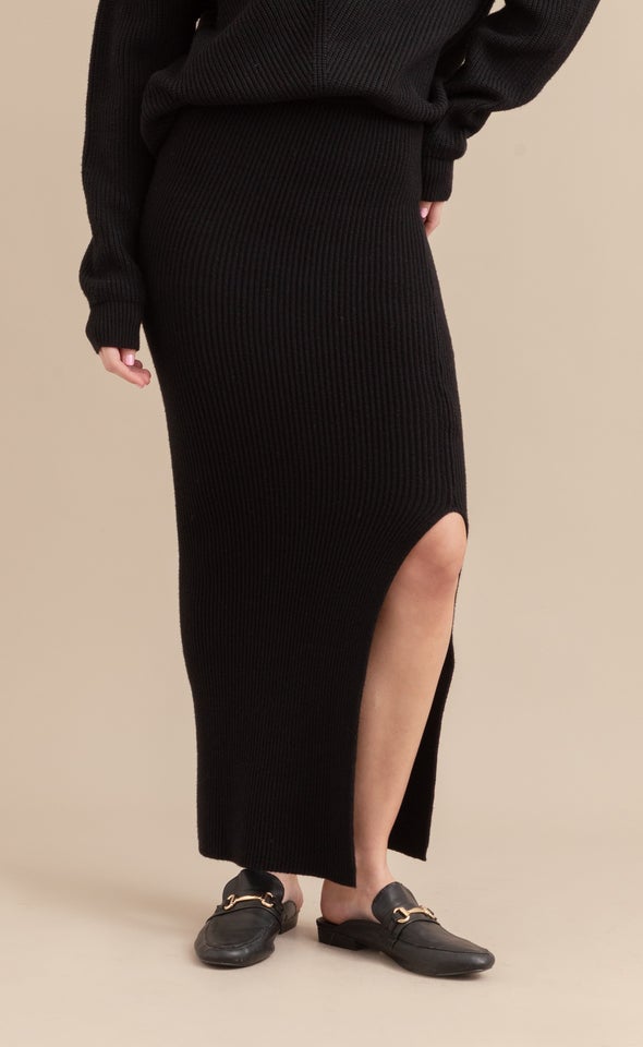 Ribbed Midi Skirt with Split Black