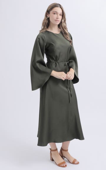 slim fit dress slacks Simple Minimalist Wedding Dresses with Pocket Flare Sleeve Satin Brida –  Viniodress