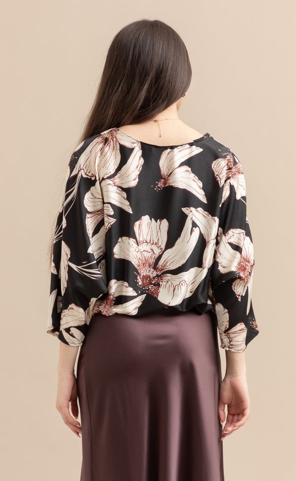 Satin Floral Batwing Top Black/floral