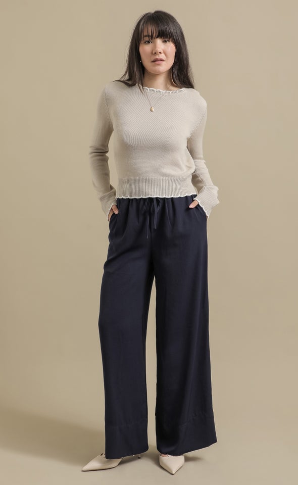 Scallop Stitch Round Neck Sweater Natural