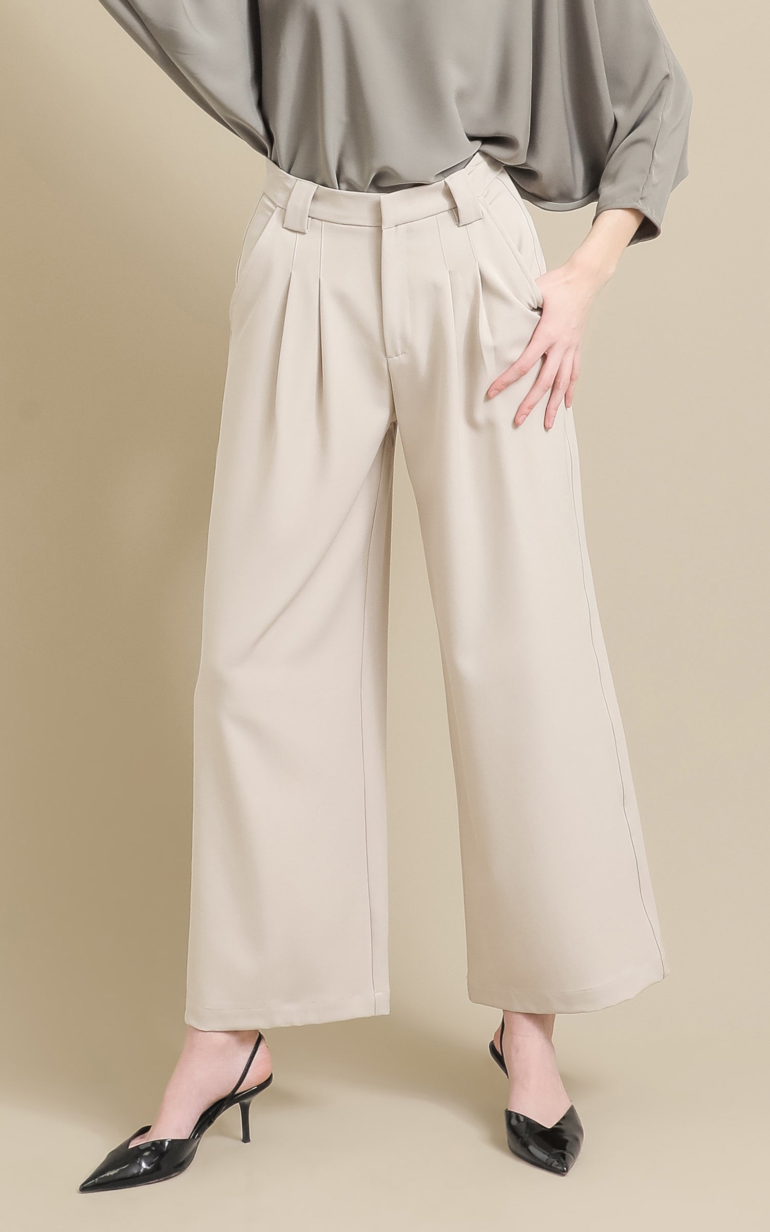 Shop our Side Panel Tailored Pant in Natural | Pagani