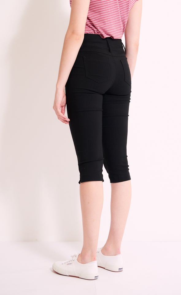 Slim Front Seam Capri Black
