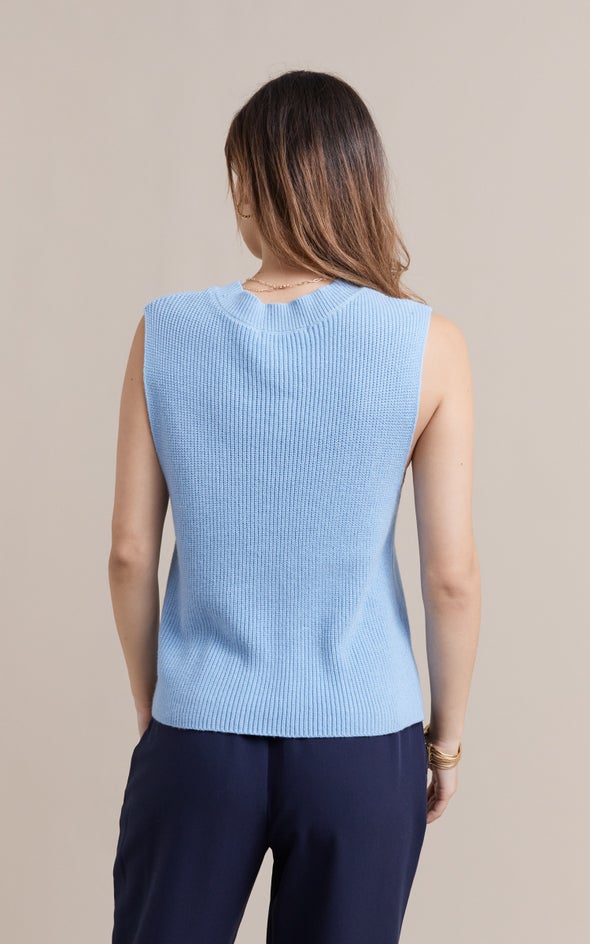 Soft Knit Vest Light Blue