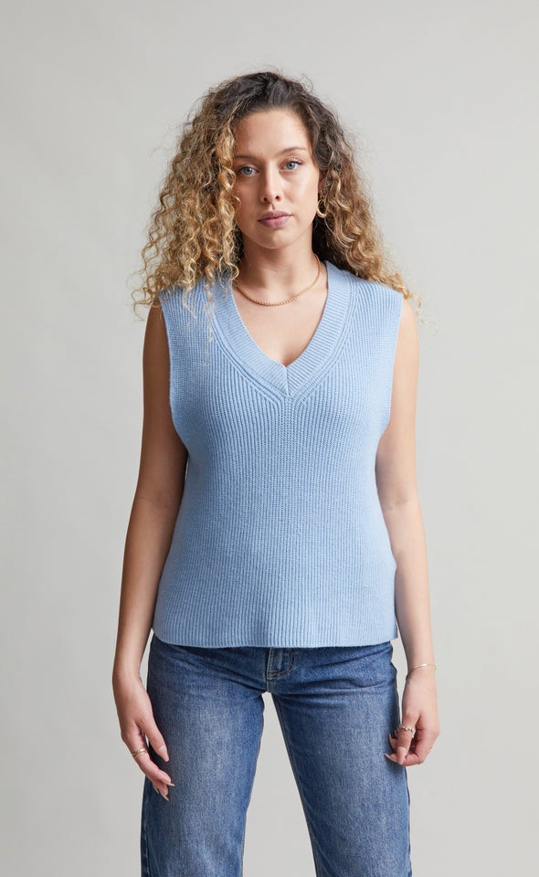 Soft Knit Vest Light Blue