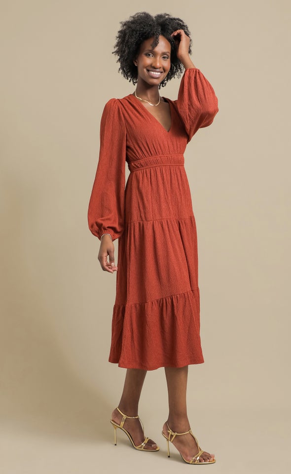 Textured Jersey LS Tier Midi Dress Rust