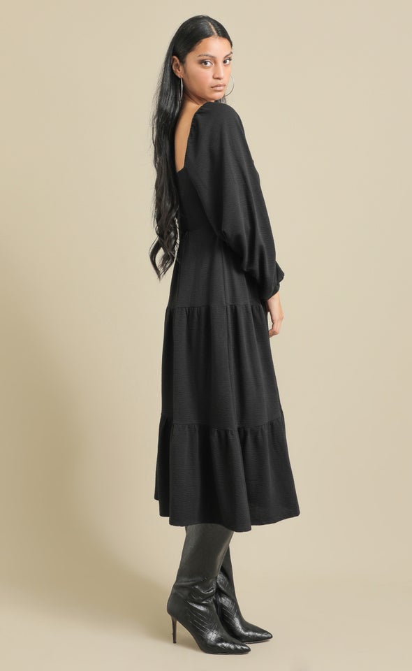 Textured Knit LS Tier Midi Dress Black