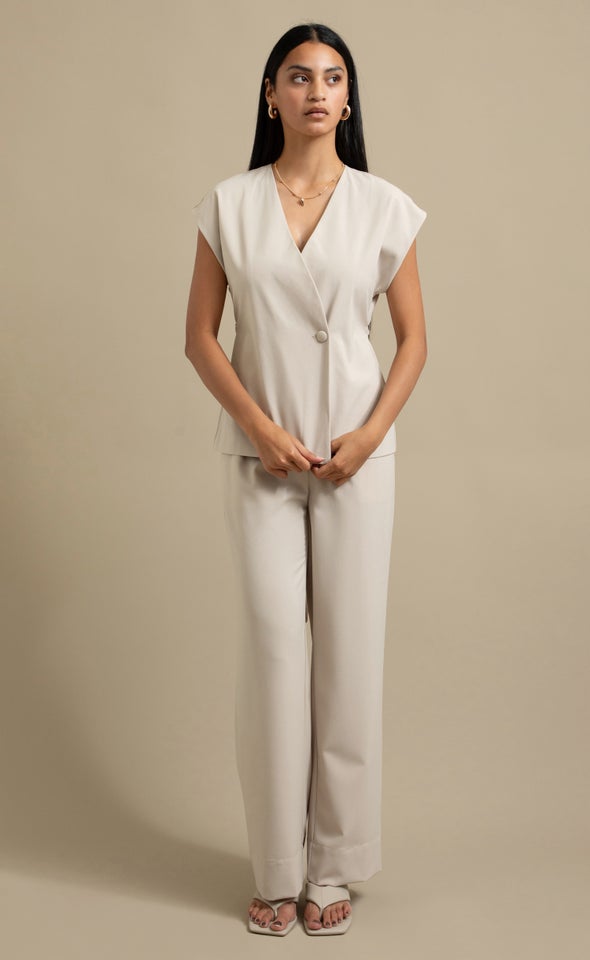 Tie Waist Sleeveless Jacket Natural