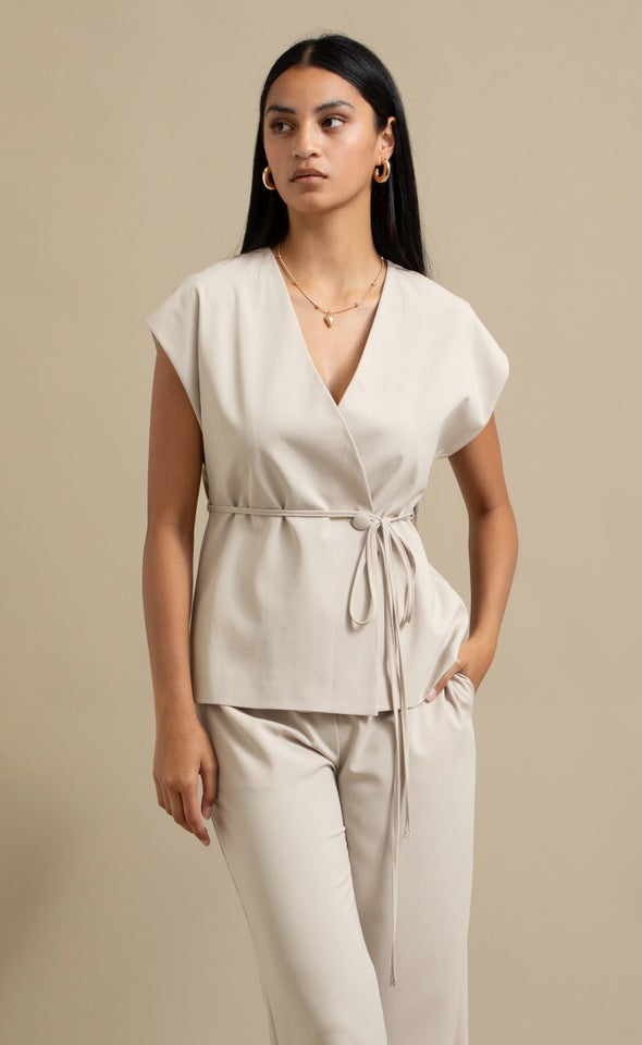 Tie Waist Sleeveless Jacket Natural