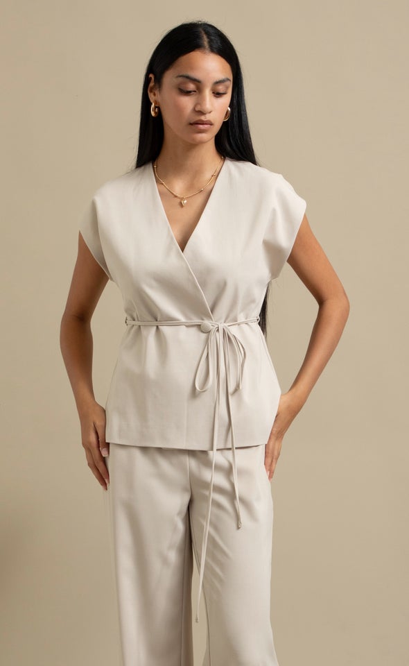 Tie Waist Sleeveless Jacket Natural