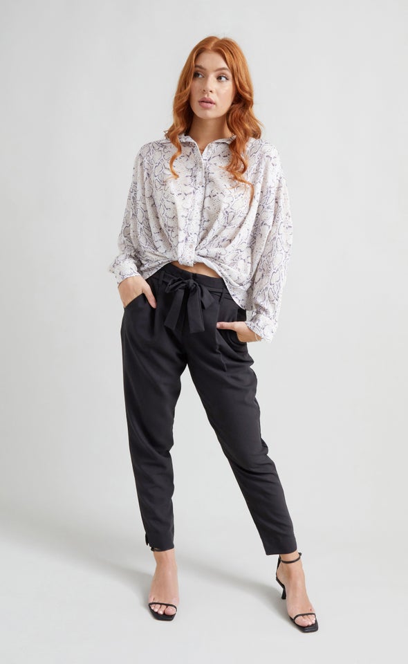 Women's Pants and Jeans, Shop women's slim cut, wide, bootcut, flared,  boyfriend and work pants and leggings online