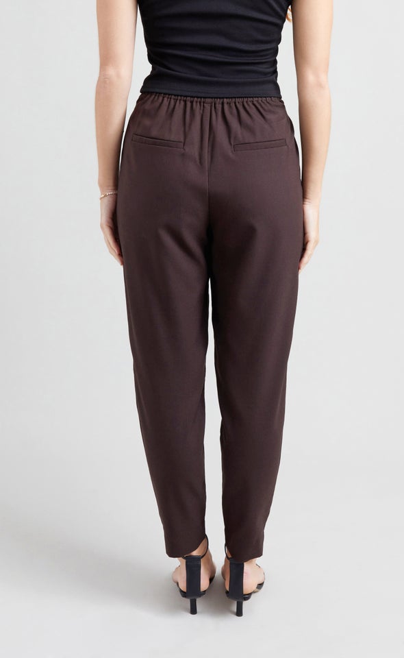 Tie Waist Tapered Pant Chocolate