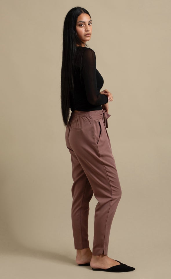Tie Waist Tapered Pant Cocoa