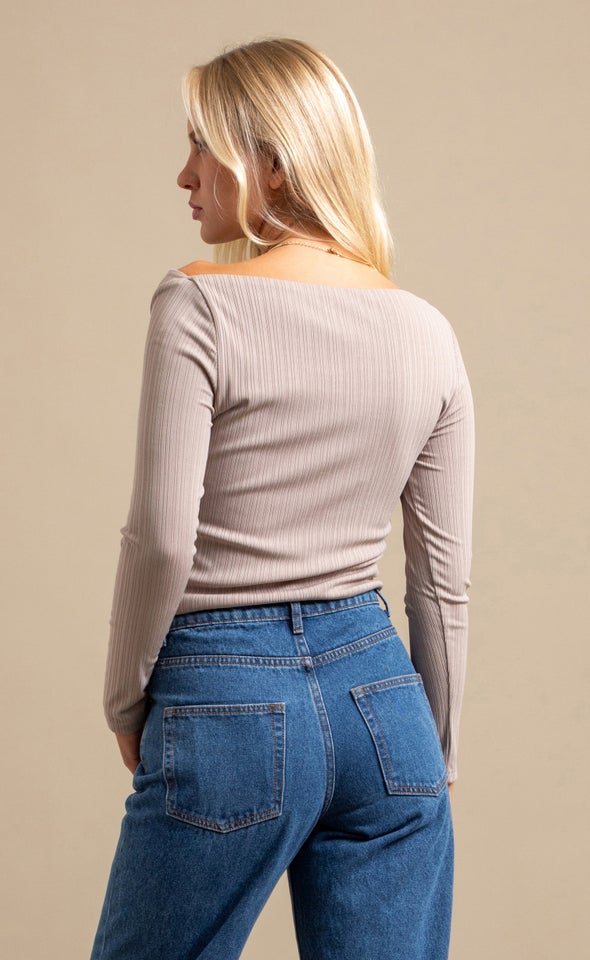Twist Front Cut Out Top Latte