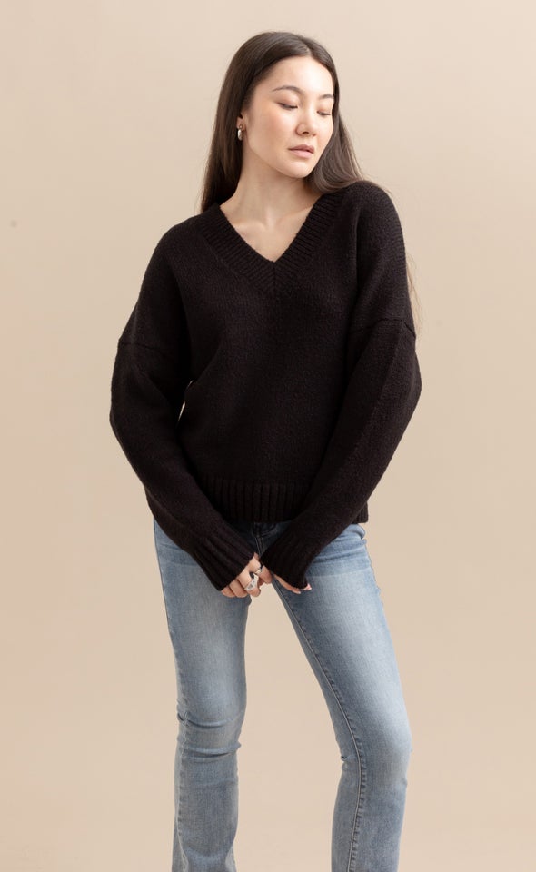 V Neck Boucle Sweater Black