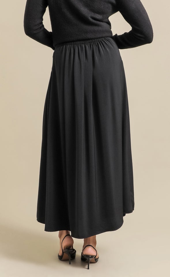 Winter Curved Yoke Maxi Skirt Black